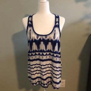 Micheal stars top. Medium.